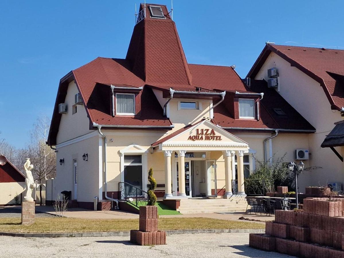 Liza Aqua&Conference Hotel és Fehér Akác Csárda Lajosmizse Extérieur photo